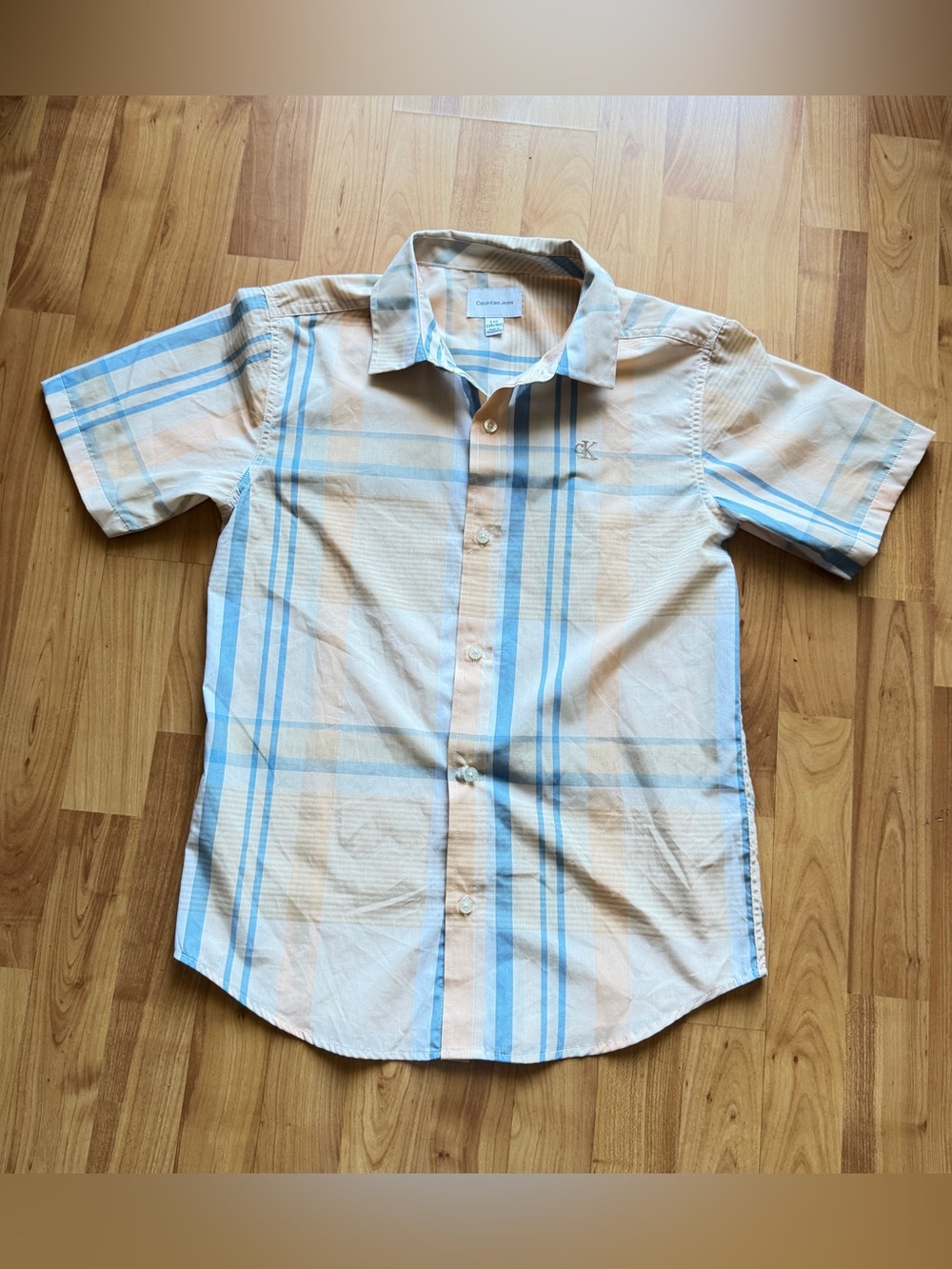 Calvin Klein Jeans Short-Sleeve Plaid Button-Down in Light Blue and Cream